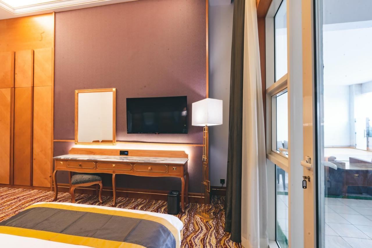 Iridium Hotel Ta'if Zewnętrze zdjęcie